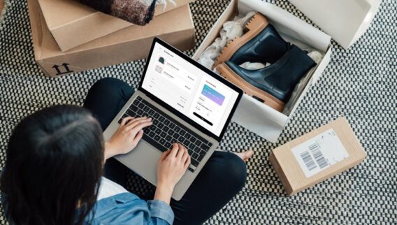 Online Retail Sales Rose 1% In March—How To Start An E-Commerce Business Now